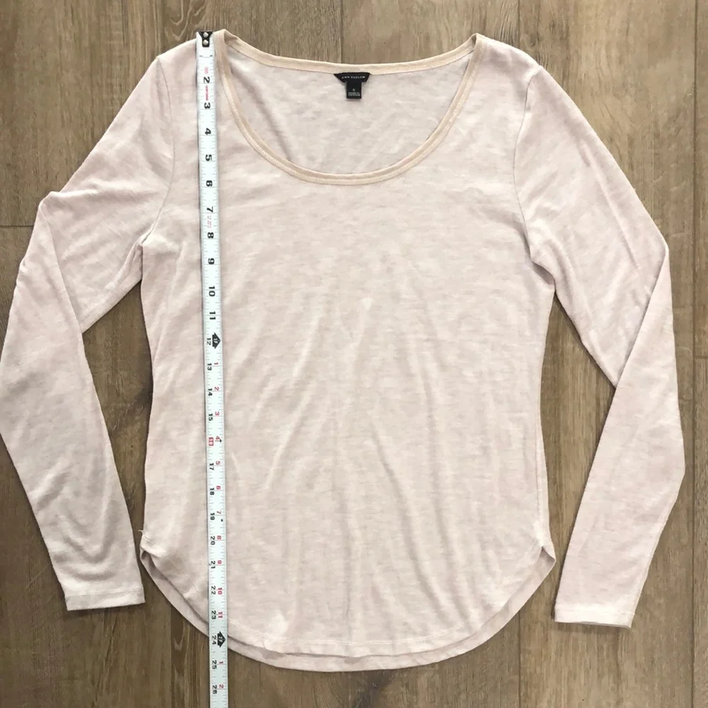 ANN TAYLOR Women's Light Tan Long Sleeve Top - Picture 5 of 7